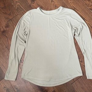 Lululemon Hold Tight Ling Sleeve Shirt